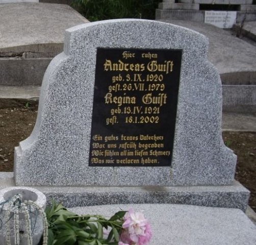 Guist Andreas 1920-1979 Maurer Regina 1921-2002 Grabstein